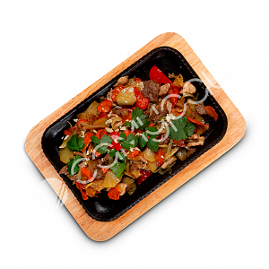 Жареха с тремя видами мяса