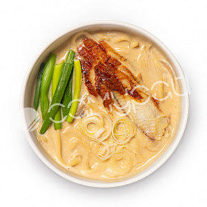 Сливочный мисо-суп с угрем